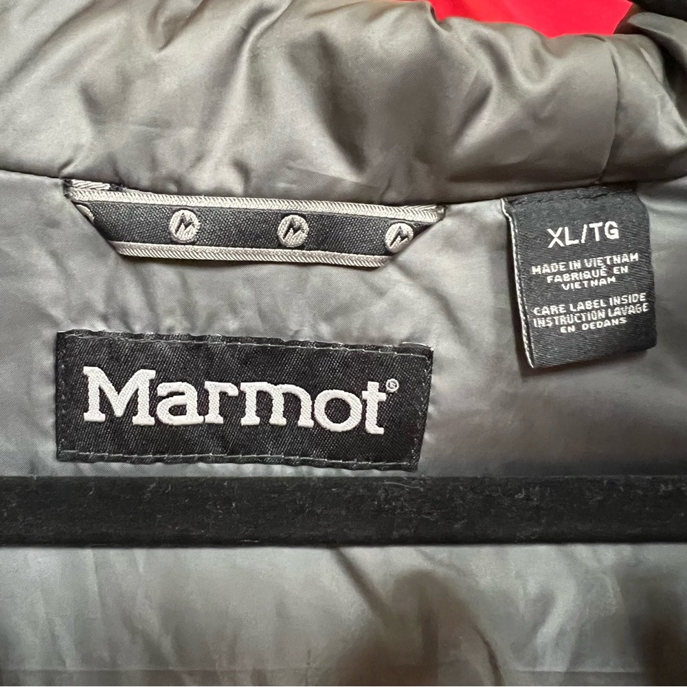 Marmot Snowboard Jacket, Red, Size XL - Picture 6 of 6